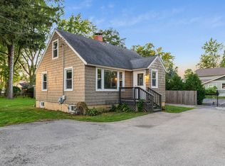 254 W Main St, Carpentersville, IL 60110
