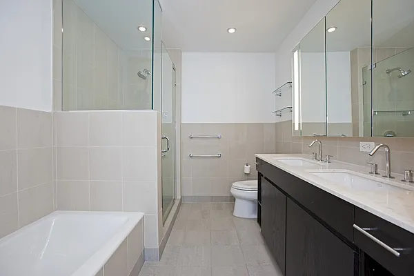 Sold by LG Fairmont Group | media 29