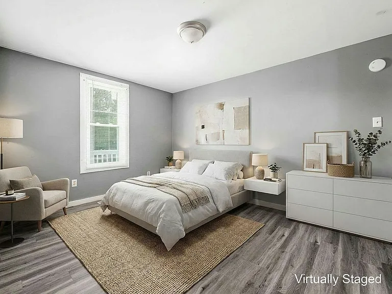 54-56 Benfield Ave — Photo 4