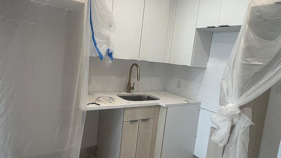 1st image of 193 Graham Ave #6A