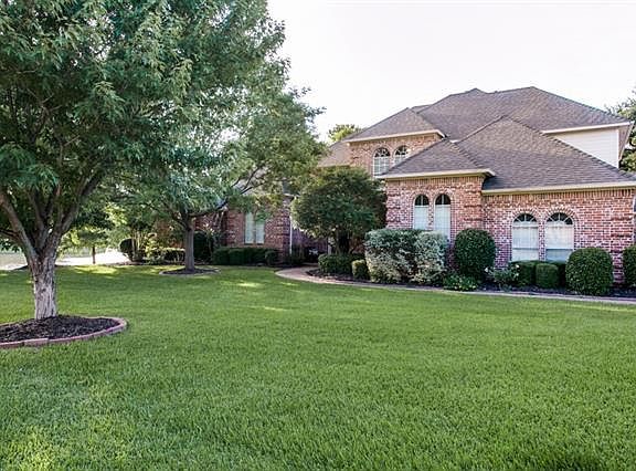 2nd image of 808 Timber Lake Cir