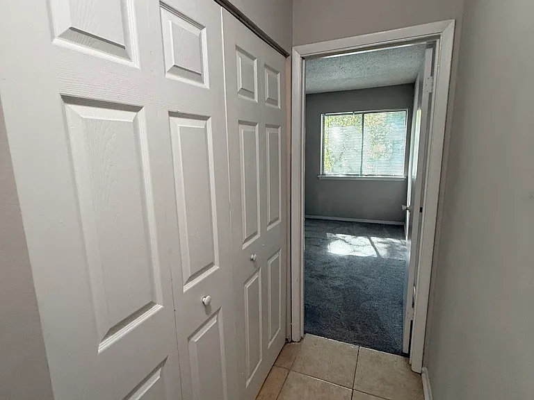 6473 Klinect Ct #D — Photo 19