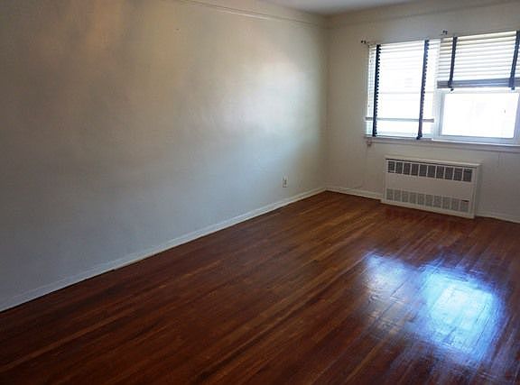 3rd image of 619 E 82nd St #2