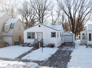 957 Bond St, Green Bay, WI 54303