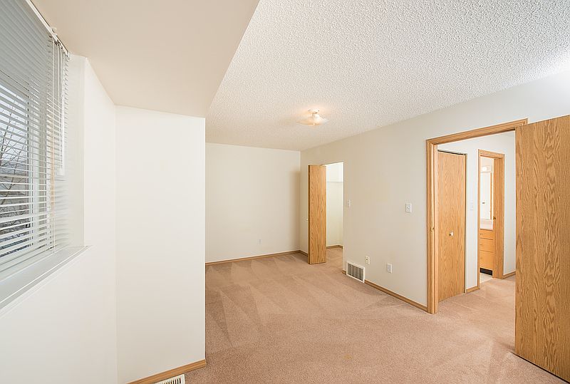 Spruce Grove Apartment for rent - 2 Bedrooms — photo 13