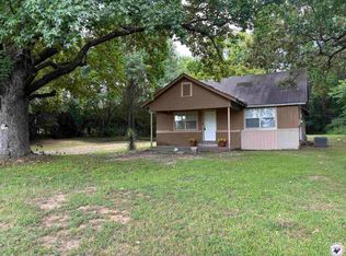470 N Pecan St, Nash, TX 75569