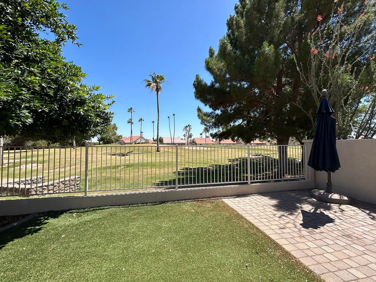 4 bed, 3.0 bath, 2408 sqft, $2,299 — Photo 2
