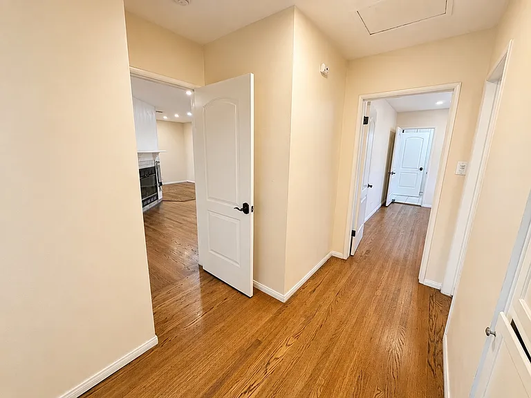 2859 N Brighton St — Photo 8