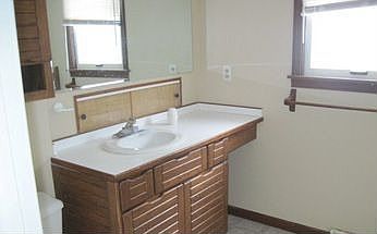5th image of 1393 Arthur Dr NW