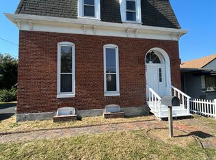 237 N Clinton St, Collinsville, IL 62234