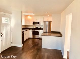 9246 21st Ave SW, Seattle, WA 98106