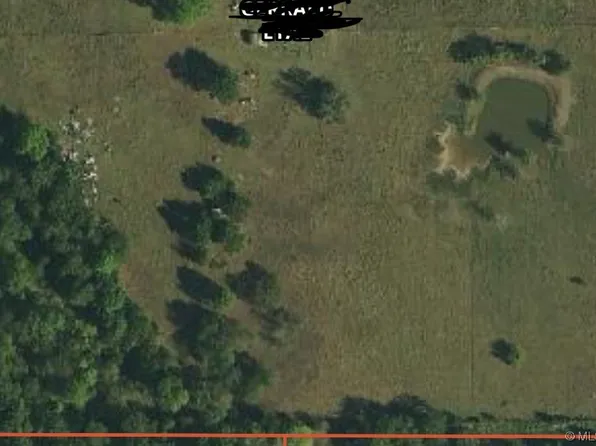 E 233rd St S, Porum, OK 74455