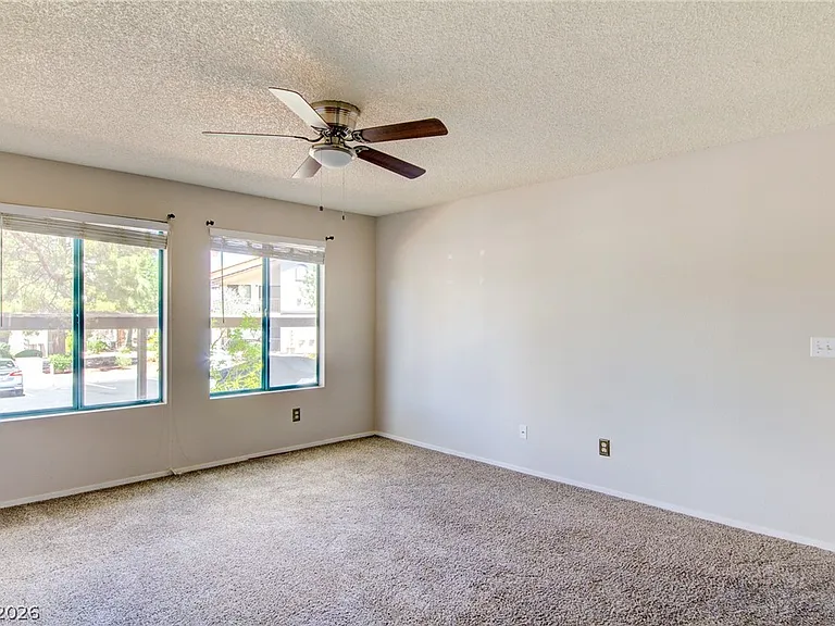 1575 W Warm Springs Rd #614 — Photo 1
