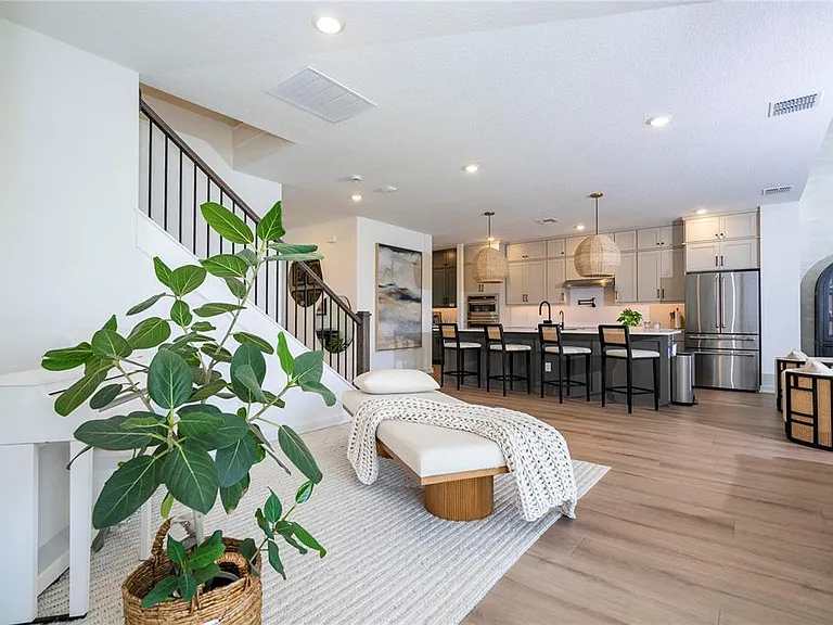 2184 Broadbrook Dr — Photo 40