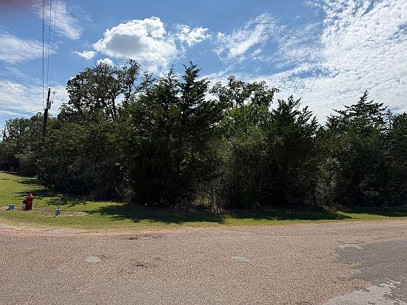 2nd image of Birch Creek Dr