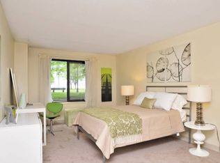 50 Harbor Point Blvd APT 104, Boston, MA 02125