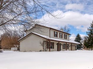 7249 N 97th St, Milwaukee, WI 53224