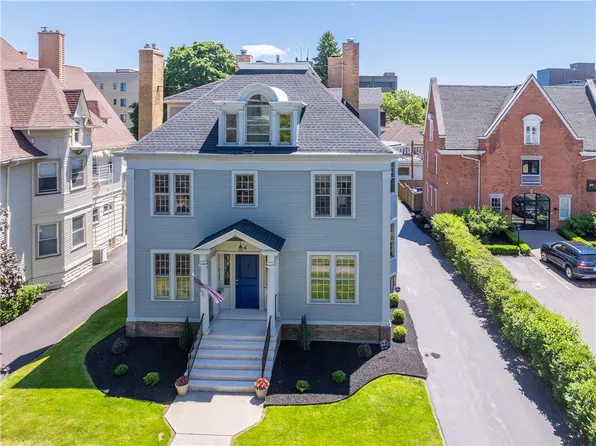 4 Strathallan Park #U0a, Rochester, NY 14607