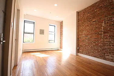 Rented by Makover Group Inc