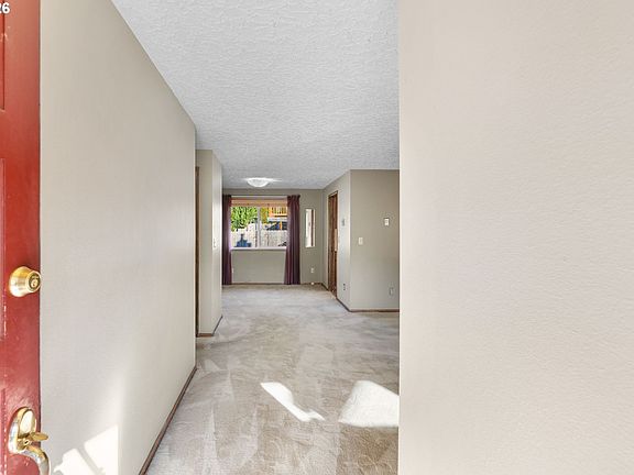 5th image of 2216 NE 91st St