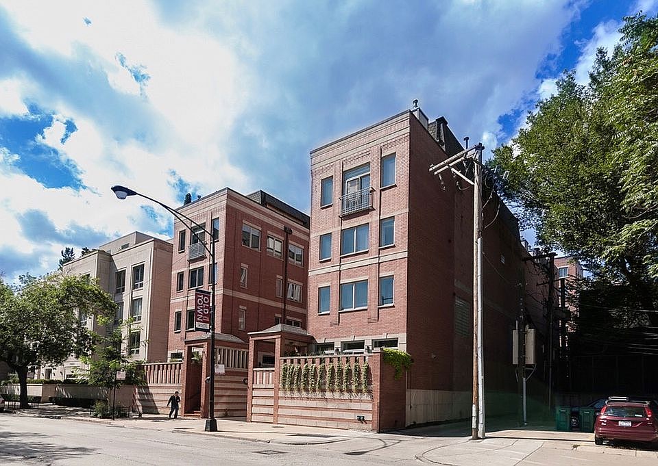  Street view of building