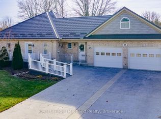 67 Brantford St, Huron East, ON N0K1G0