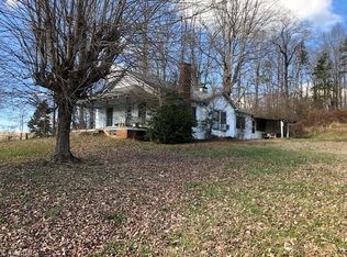 8040 Jackson Creek Rd, Denton, NC 27239