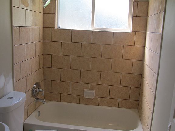 4th image of 4220 Edgewood St
