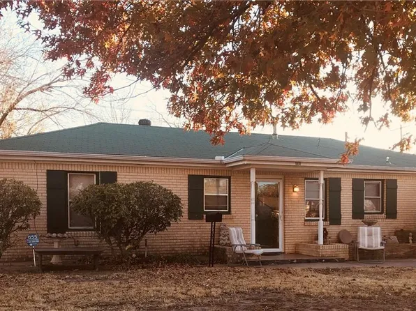 5936 NW 58th Ter, Warr Acres, OK 73122