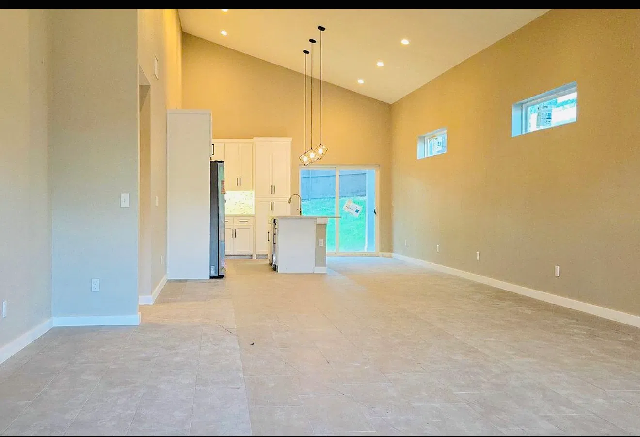 3 bed, 1788 sqft, $2,600 — Photo 3