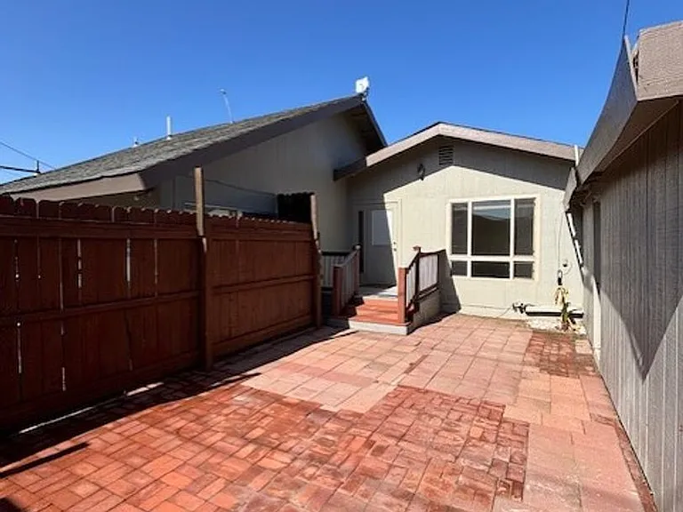 1355 22nd St — Photo 16