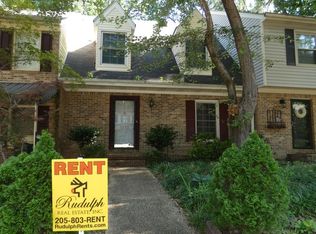 3240 Overton Manor Dr, Vestavia, AL 35243