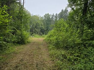 38 County Rd, Huntington, MA 01050