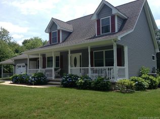 52 Steele Rd, Enfield, CT 06082