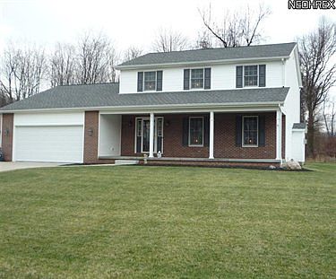 2nd image of 801 Mulberry Ln
