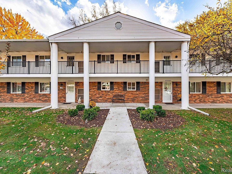 1st image of 42555 Plymouth Hollow Dr #28