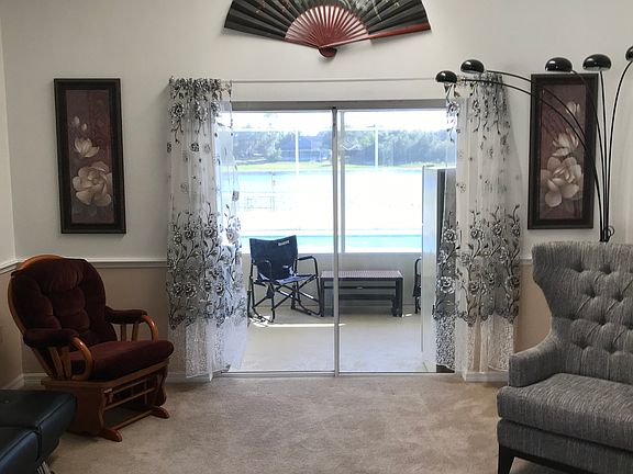 5th image of 1017 Country Lake Cir