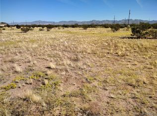 1179 S Teddy Roosevelt Rd, Golden Valley, AZ 86413