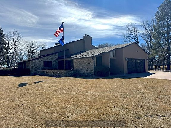 4th image of 1309 Stagecoach Rd