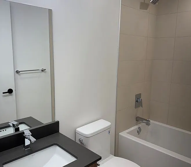 758 Dovercourt Rd #707 — Photo 17
