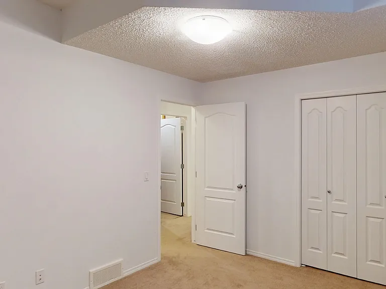 207 Auburn Glen Dr SE — Photo 26