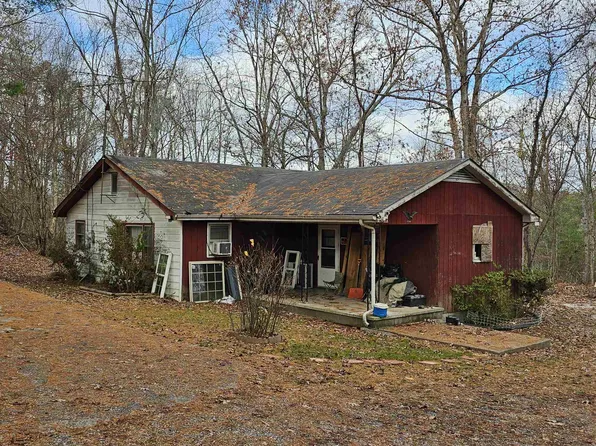 1762 Case Knife Rd, Pulaski, VA 24301