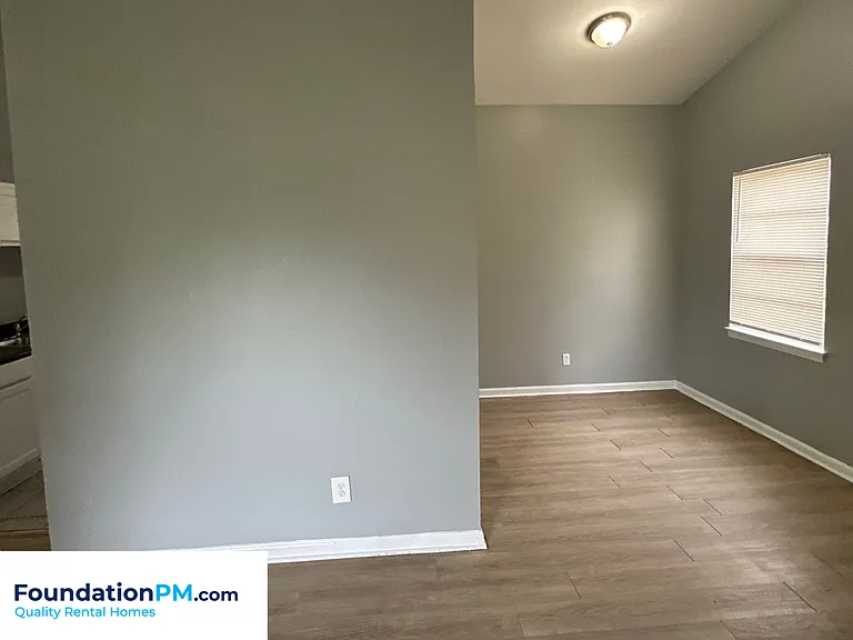 707 Mohawk Ave — Photo 5