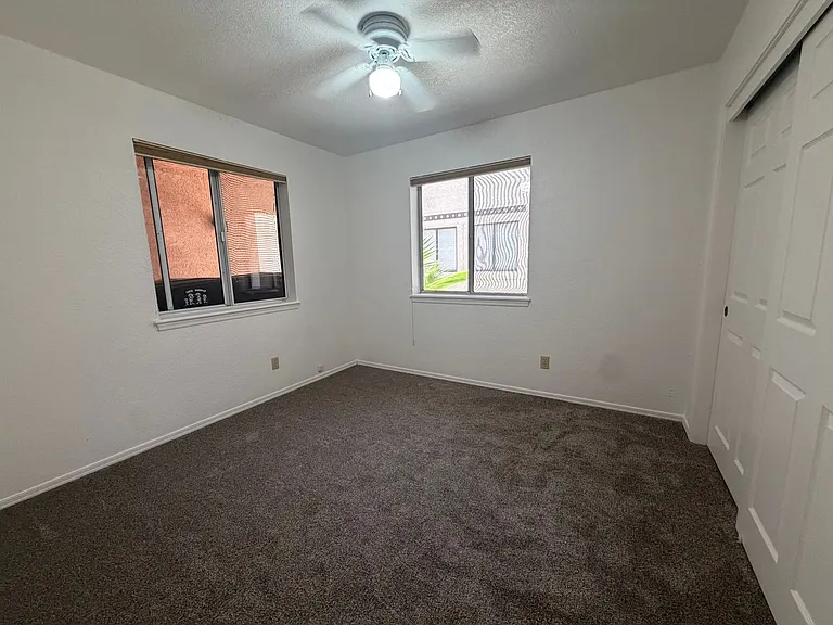 2911 Country Club Dr — Photo 24