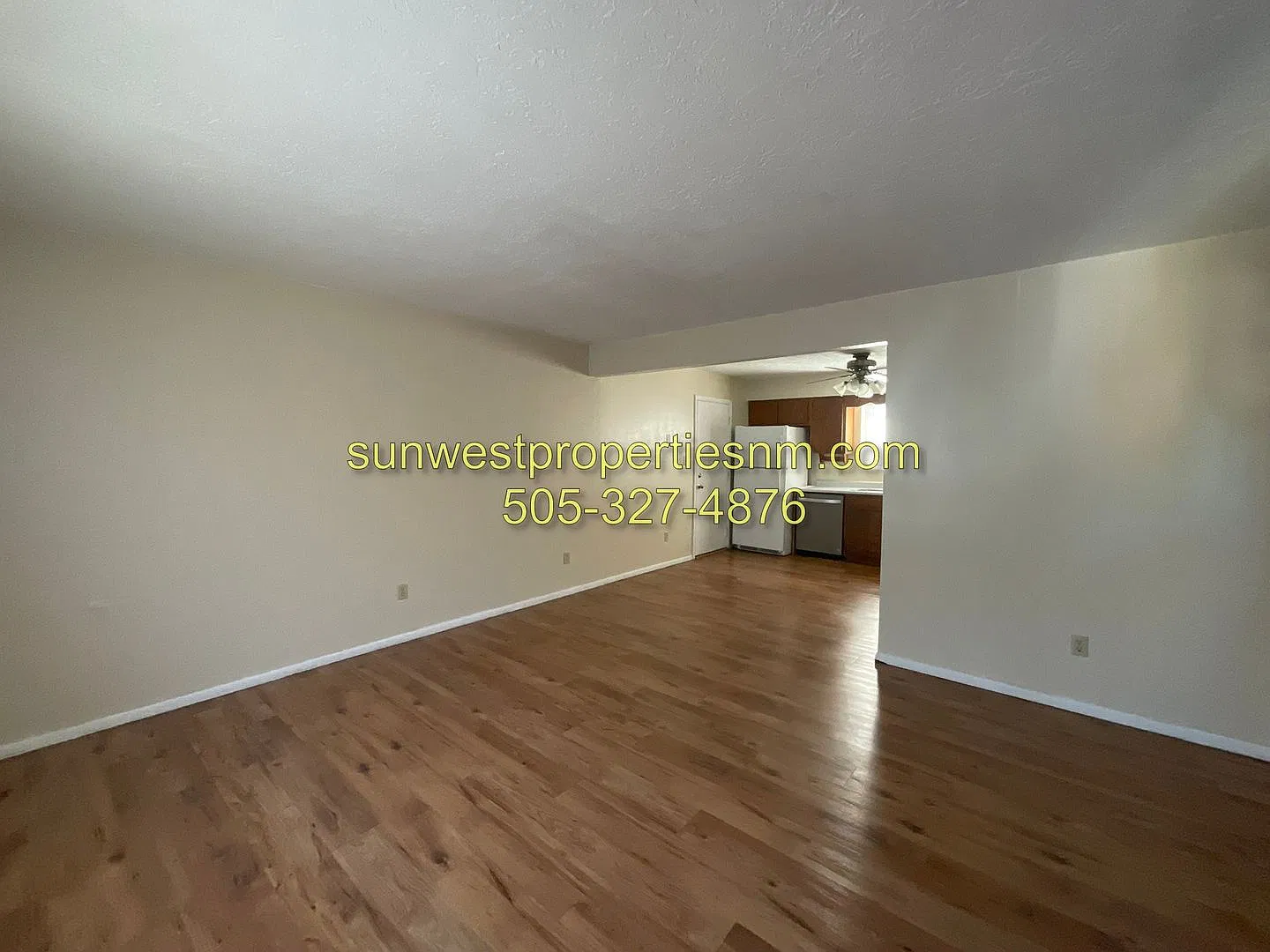 3 Bedroom, 1 Bath, Home with Fenced Backyard — Photo 3