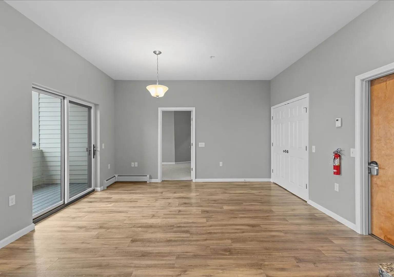 32 Cottonwood Drive — Photo 4