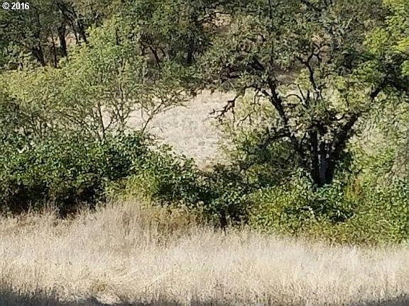 4th image of NE Barager Ave