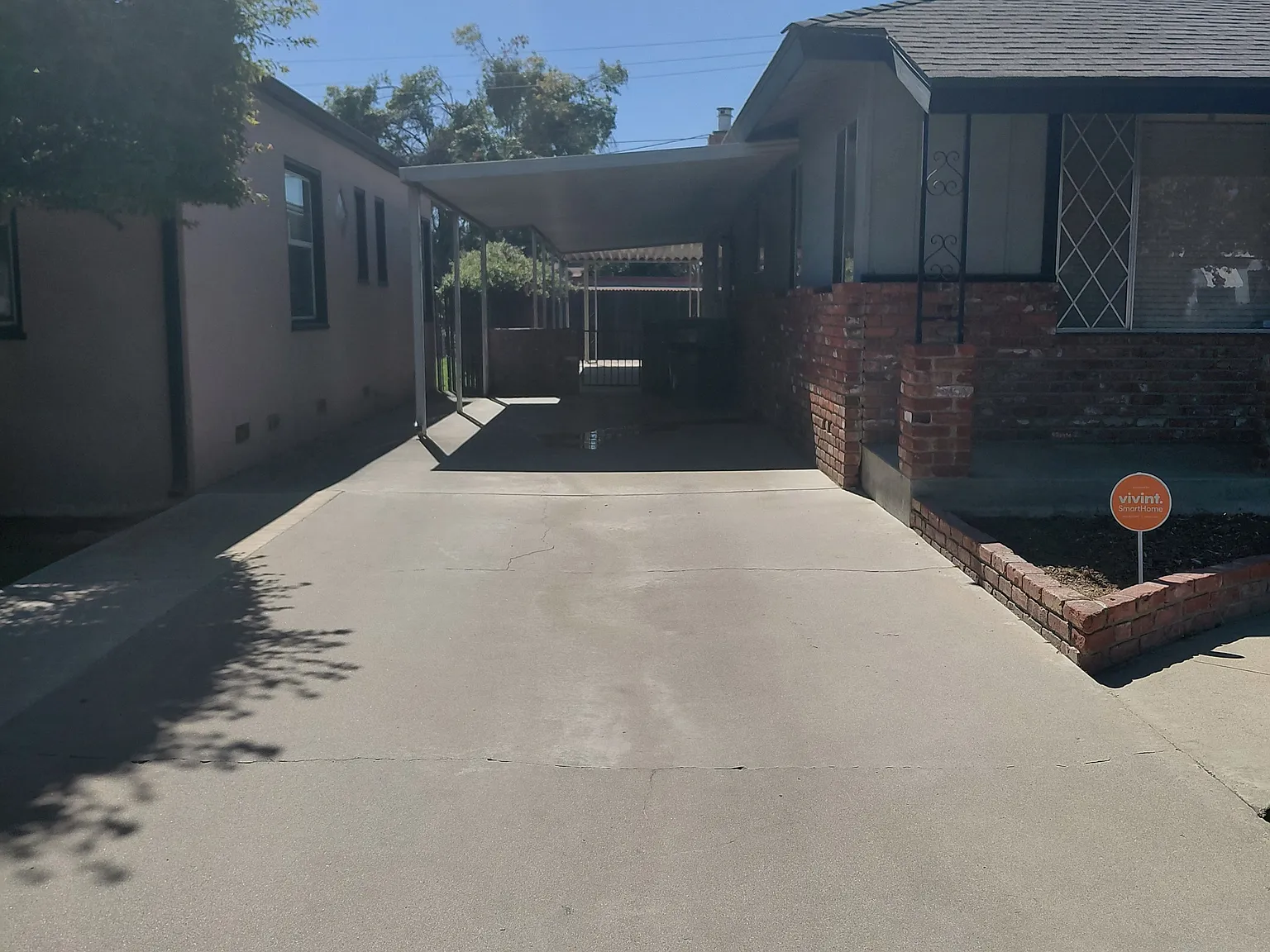 3 bed, 1947 sqft, $2,400 — Photo 4