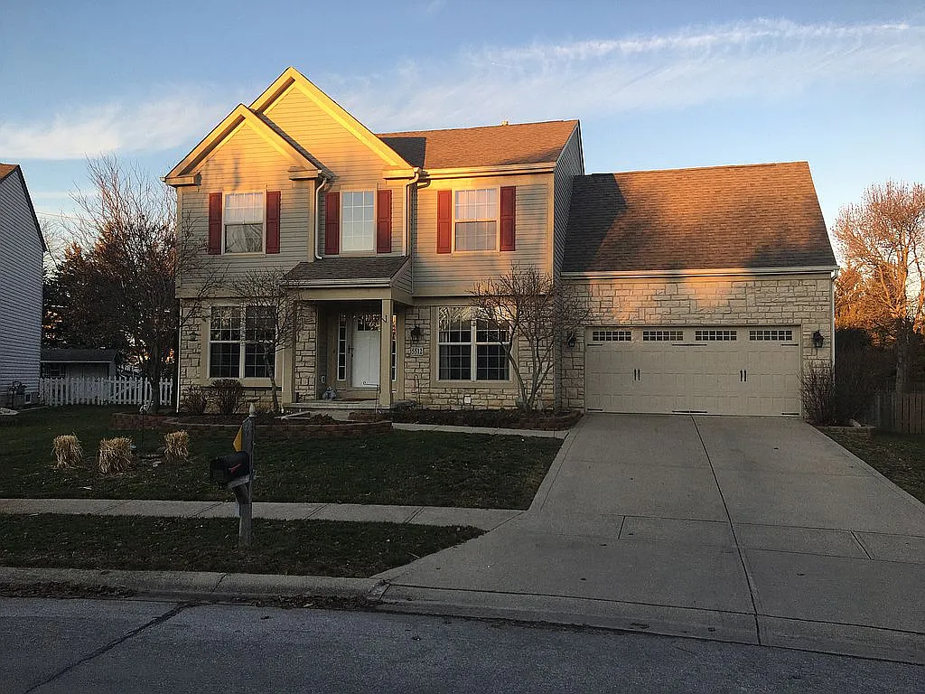 5512 Bridle Way photo 1