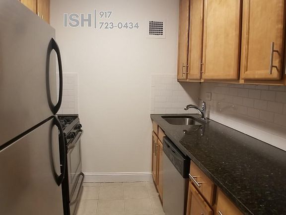 5th image of 1295 5th Ave APT 23E